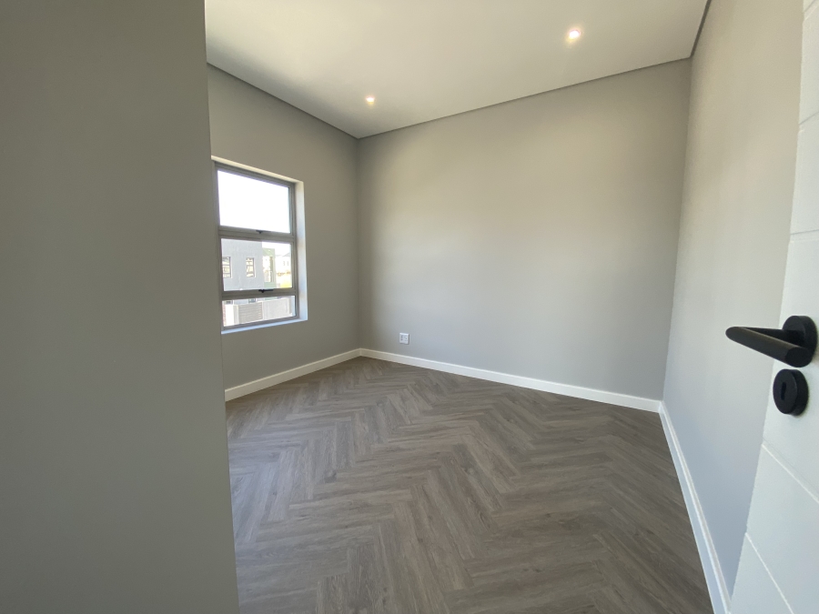 4 Bedroom Property for Sale in Sandown Western Cape